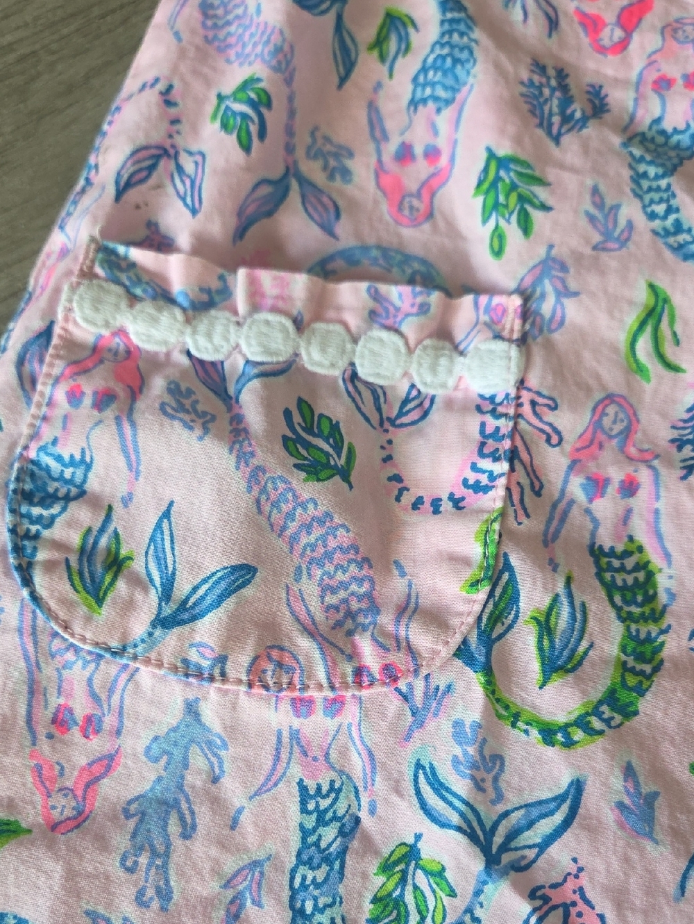 Little Lilly Pulitzer. Size 4. Mermaid Print. Shift Dress. ๐ง๐ปโโ๏ธ - Picture 3 of 13